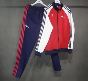 26 27 Arsenal red jacket set size S-2XL